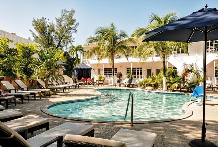 Tradewinds Apartments