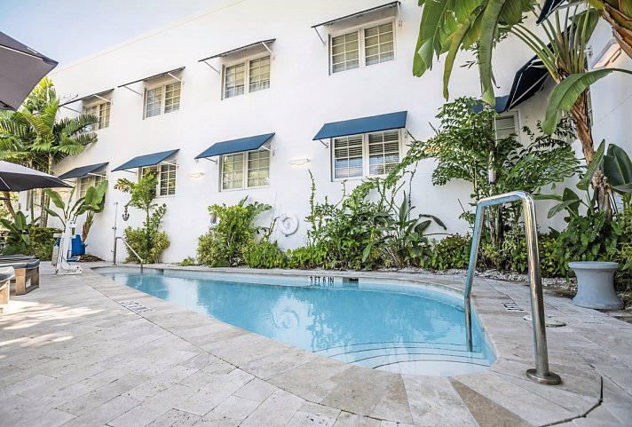 Oceanside Hotel