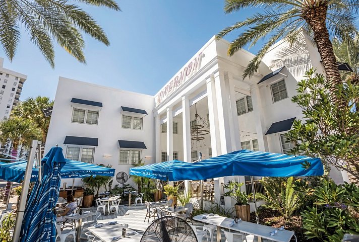 Oceanside Hotel