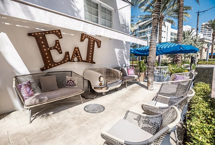 Oceanside Hotel