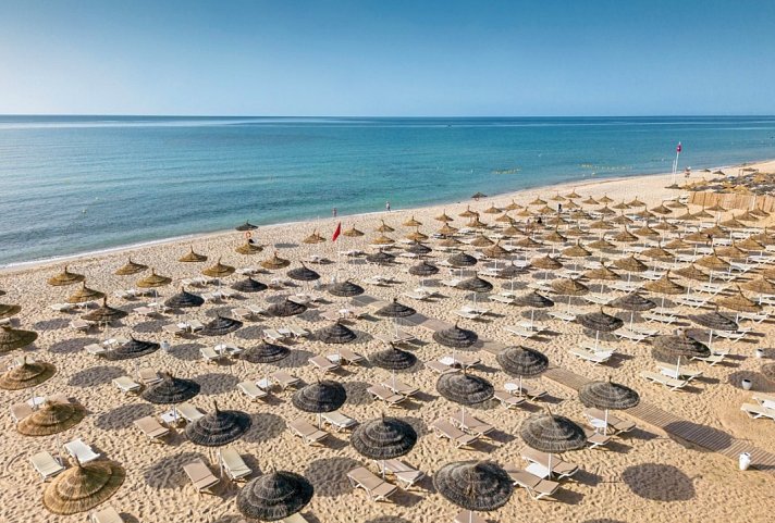 Nozha Beach & Spa