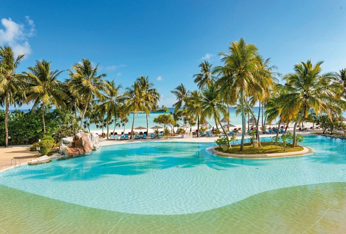 Villa Park Sun Island