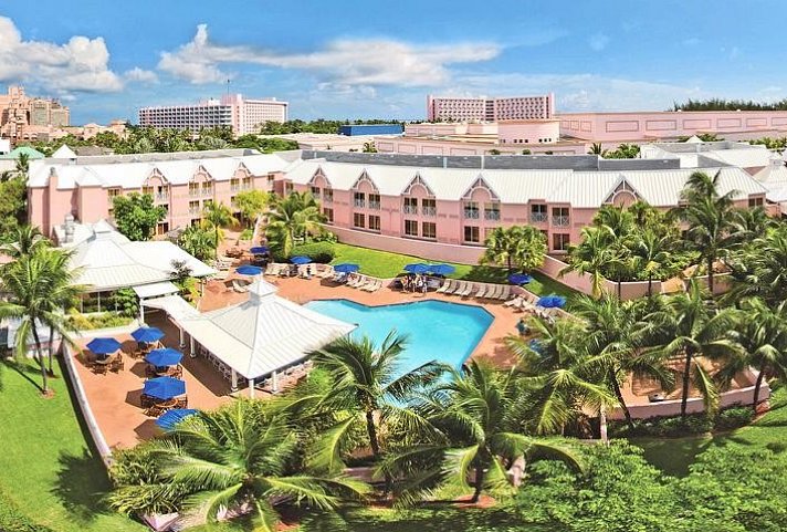 Comfort Suites Paradise Island
