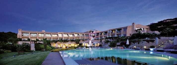 L'Ea Bianca Luxury Resort