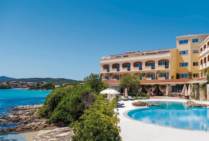 Gabbiano Azzurro Hotel & Suites