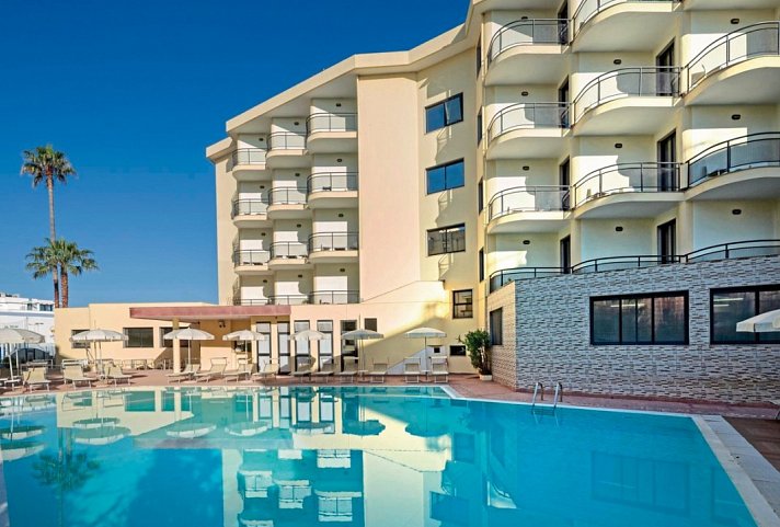 Rina Hotel