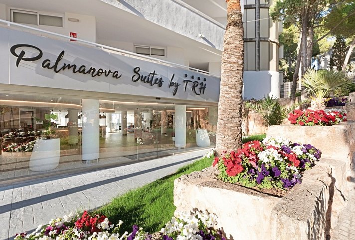 Palmanova Suites by TRH