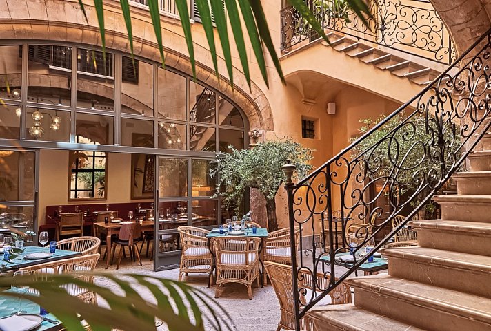 Puro Grand Hotel
