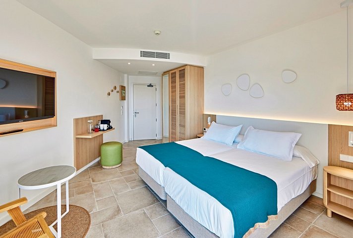 Universal Hotel Aquamarin - Wohnbeispiel Doppelzimmer (Zimmercodierung DB1)