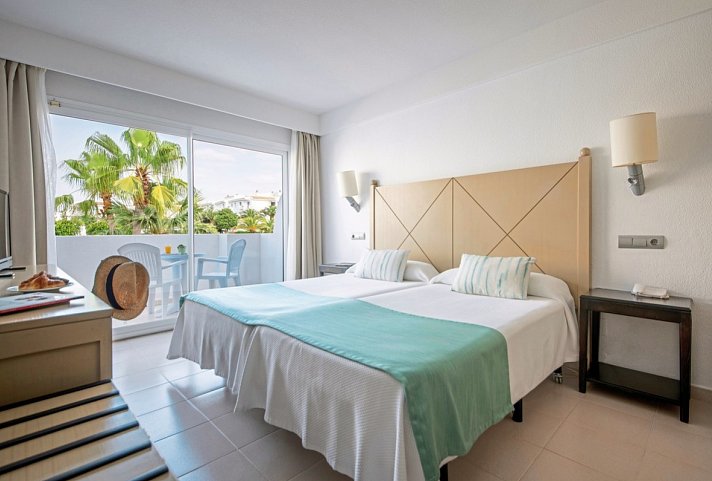 Blau Punta Reina Resort