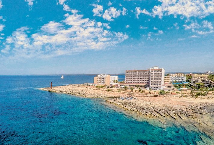 Universal Hotel Romántica