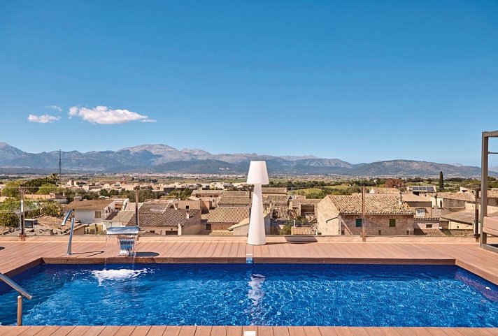 Can Ribera by Zafiro