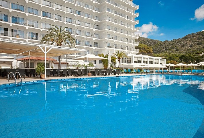 Universal Castell Royal