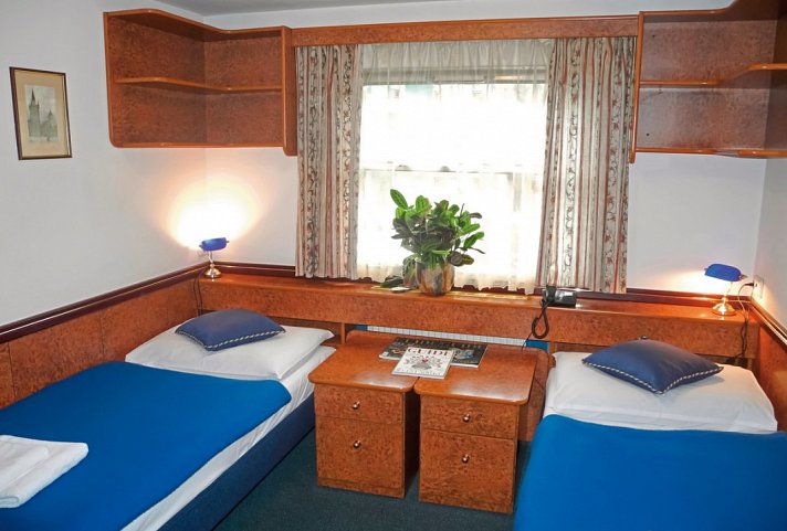 Botel Admiral