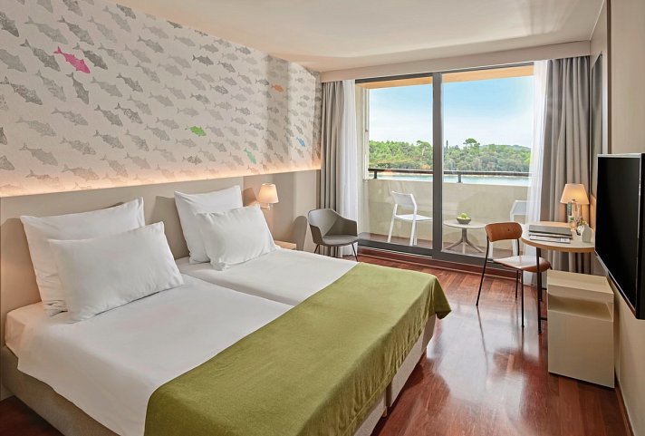 Island Hotel Istra - Wohnbeispiel Doppelzimmer Superior Meerseite (Zimmercodierungen DSC & FBC)