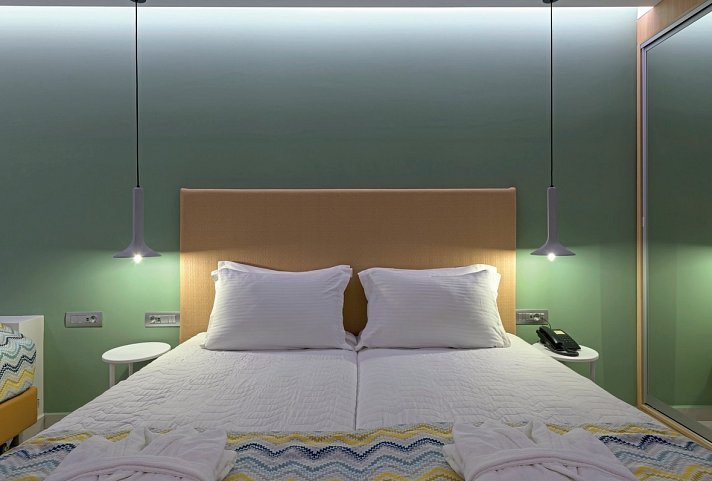 Avra Beach Resort - Wohnbeispiel Doppelzimmer Superior Gartenblick (Zimmercodierung DSG)