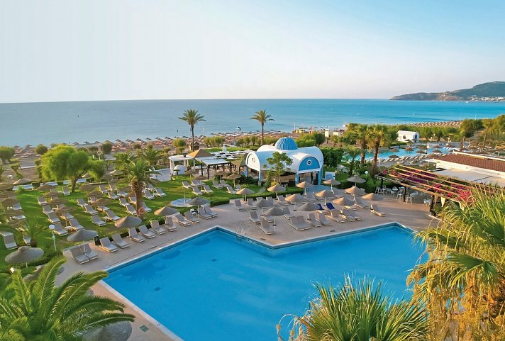 Pegasos Deluxe Beach Hotel