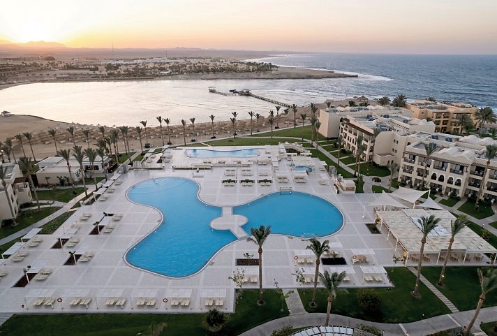 Jaz Lamaya Resort