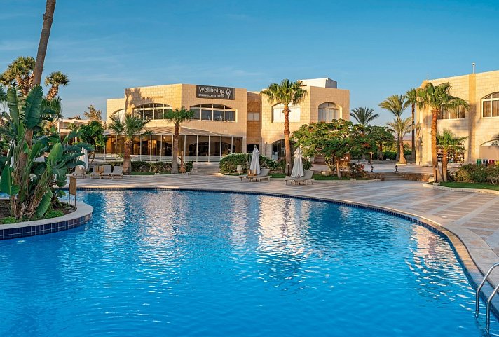 Brayka Bay Resort
