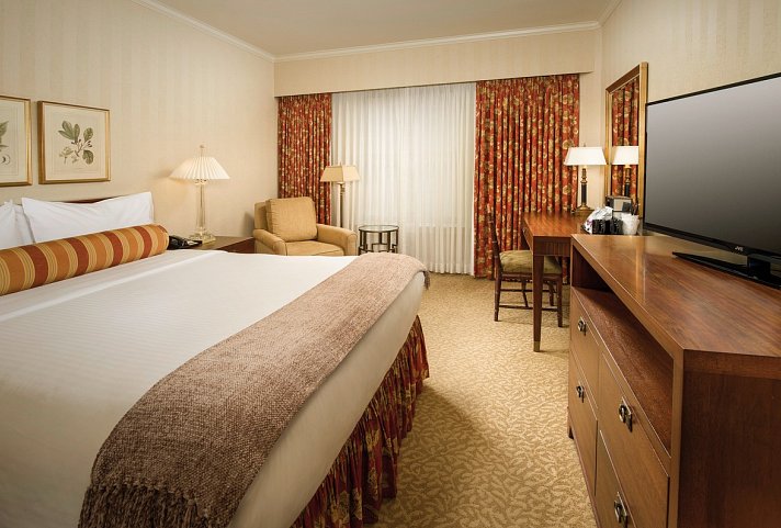 Mayflower Park Hotel