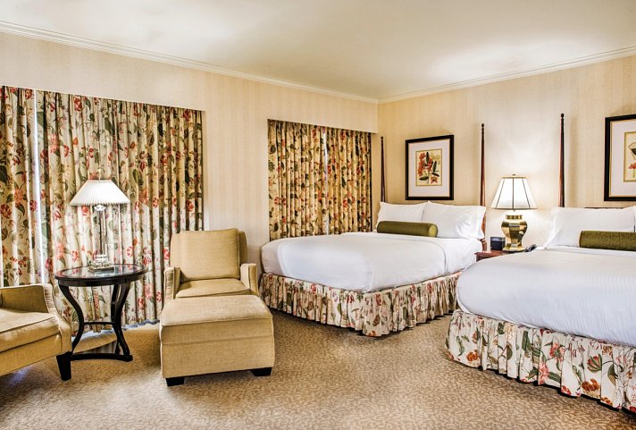 Mayflower Park Hotel