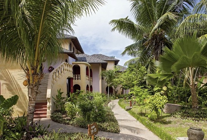 Castello Beach Hotel