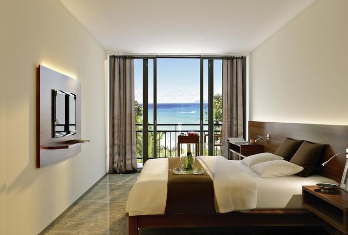 Coral Strand Smart Choice Hotel