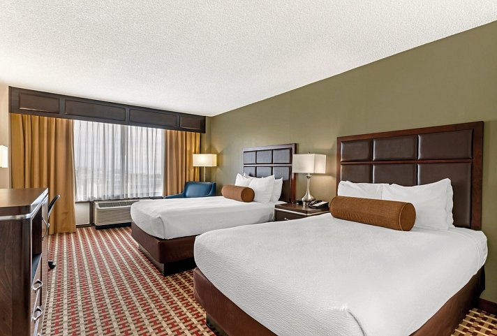 Best Western Plus Grosvenor Airport Hotel