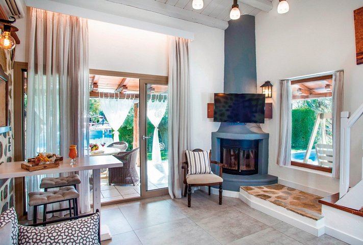 Acrotel Athena Residence