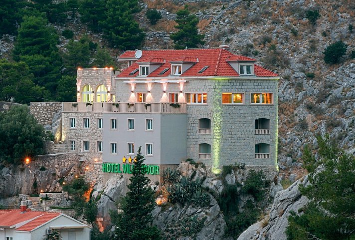 Villa Dvor