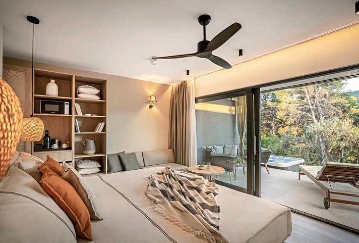 Valamar Amicor Resort
