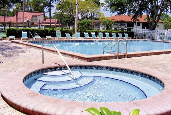 Shorewalk Vacation Villas