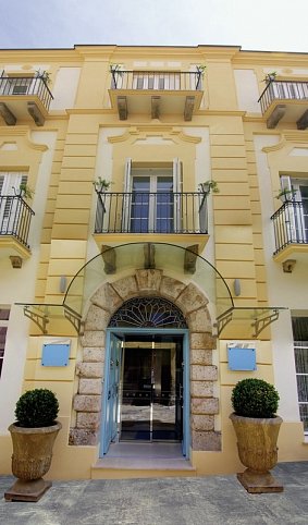 Piccolo Grand Hotel