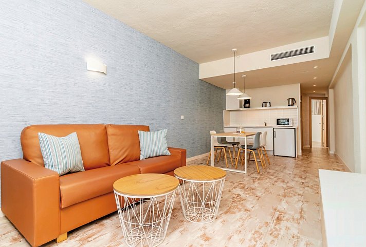 HOVIMA La Pinta Beachfront Family Hotel