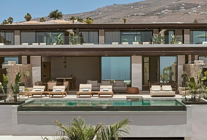 Royal Hideaway Corales Villas