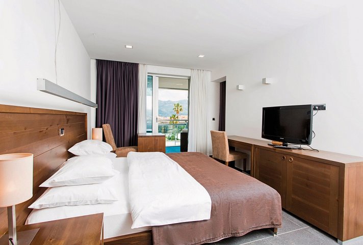 Avala Resort & Villas