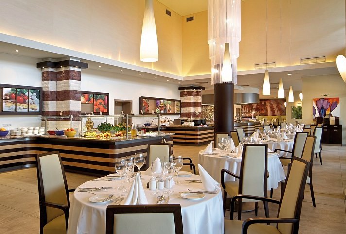 Flamingo Grand Hotel & Spa