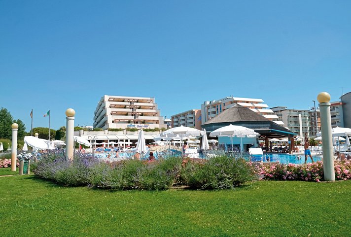 Savoy Beach Hotel &Thermal SPA