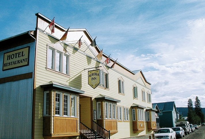 Aurora Inn