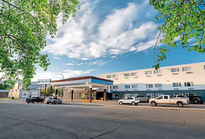 The Sternwheeler Hotel & Conference Centre