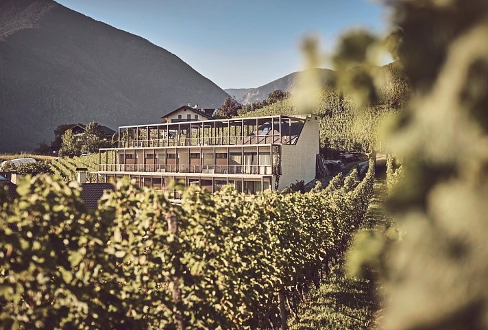 Haller Suites & AO Restaurant