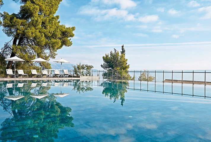 Kontokali Bay Resort & Spa