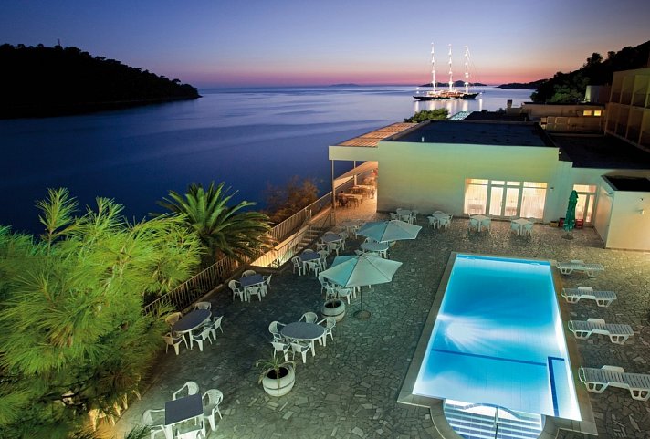 Aminess Younique Lume Hotel