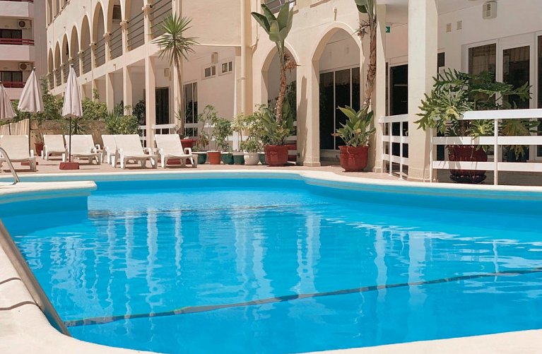 Aparthotel Calema Avenida Jardim