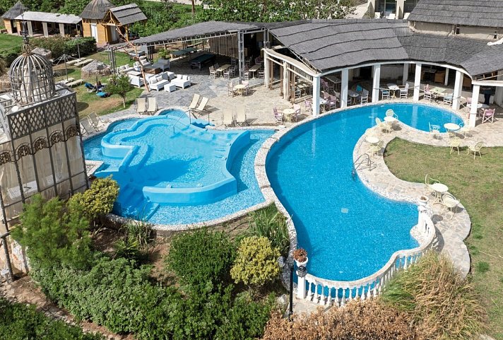 Orpheas Resort