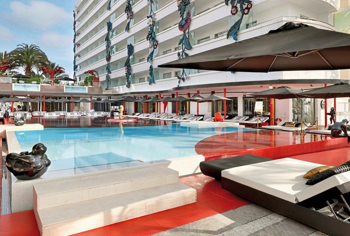 Ushuaïa Ibiza Beach