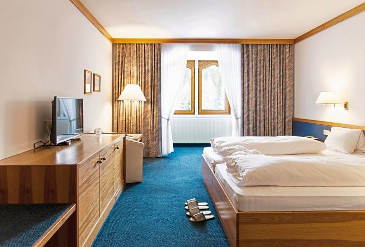 Alpenhotel Weitlanbrunn - Wohnbeispiel Doppelzimmer Standard (Zimmercodierung DB1)