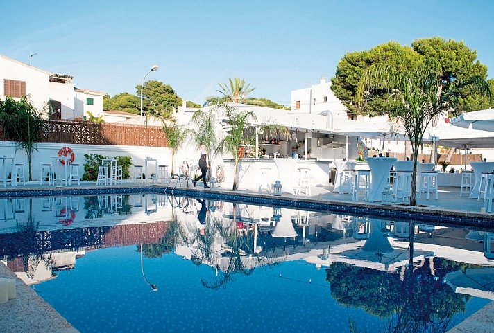 Chevy Hotel & Suites