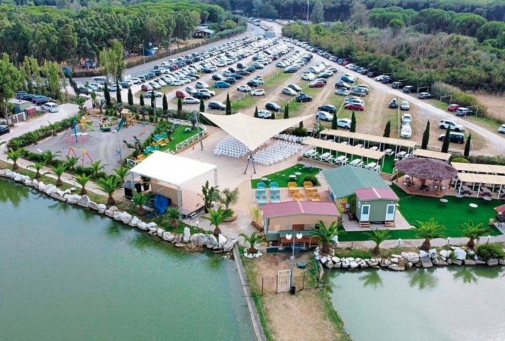 Camping Free Beach (by Happy Camp)