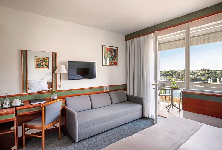 Pineta - Wohnbeispiel Doppelzimmer Premium Meerseite (Zimmercodierung DMC)